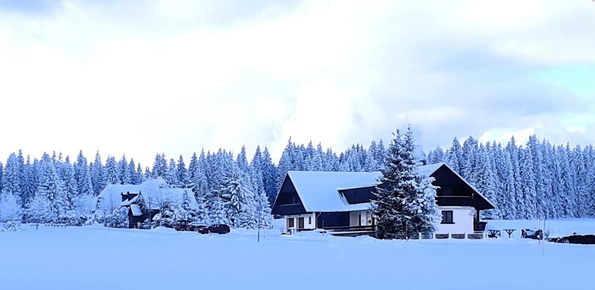 Horska Kvilda - Ubytovani U Chvalu Extérieur photo
