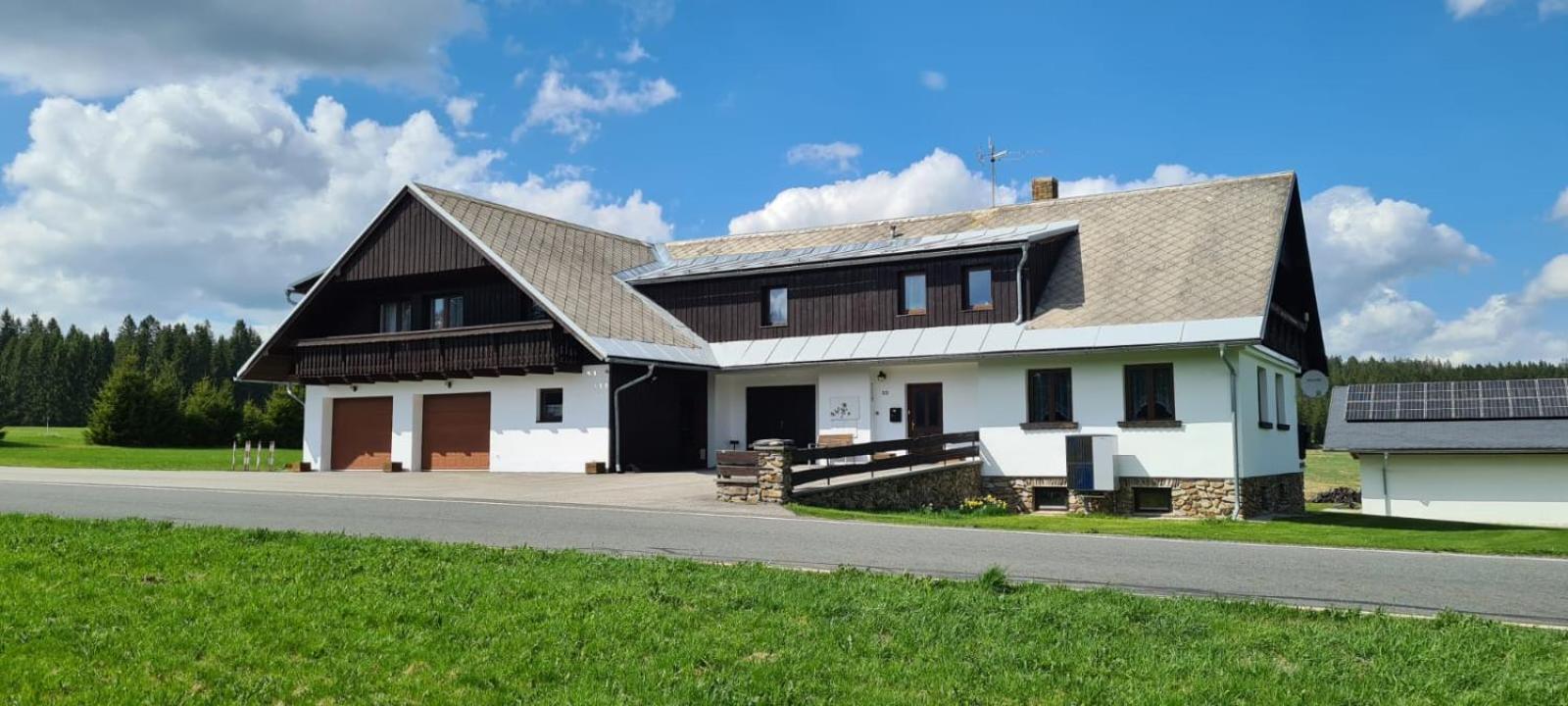 Horska Kvilda - Ubytovani U Chvalu Extérieur photo